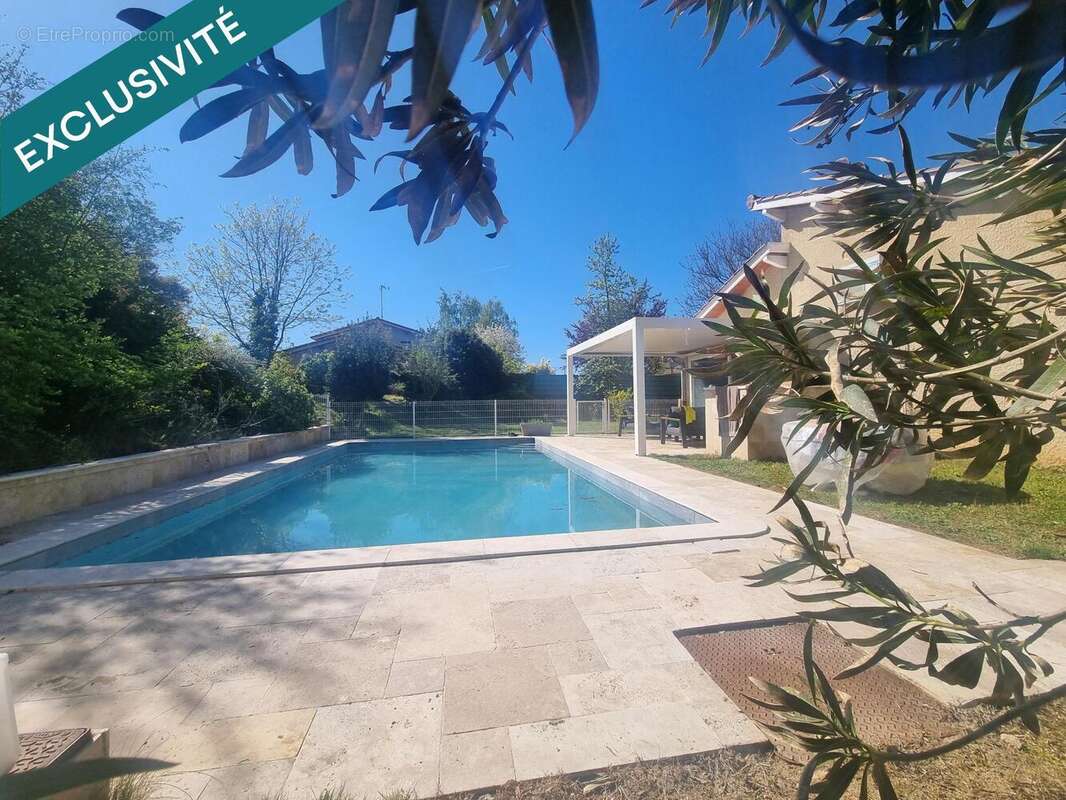 Photo 3 - Maison à ROMANS-SUR-ISERE