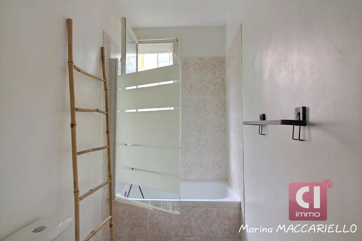Appartement à MARSEILLE-9E
