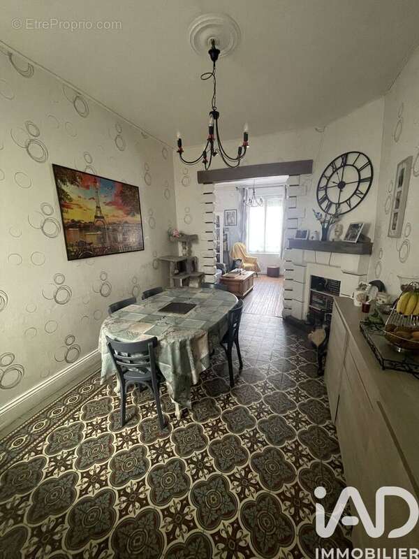 Photo 3 - Maison à SAINT-QUENTIN