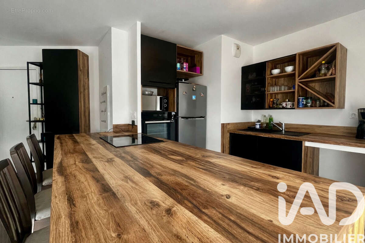 Photo 2 - Appartement à MARSEILLE-9E