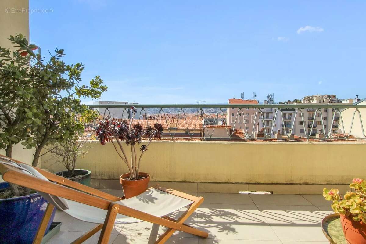 Appartement à NICE
