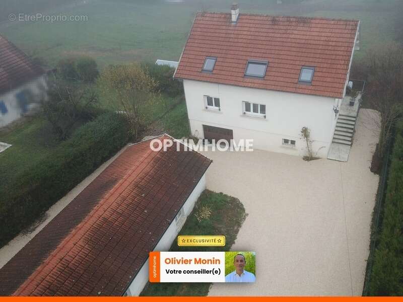 Maison à SAULON-LA-RUE