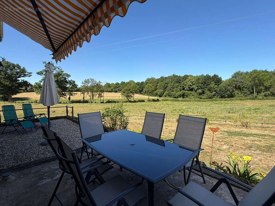 CREUSE - Grange de charme avec prairie aux portes de La Souterraine - photo 16