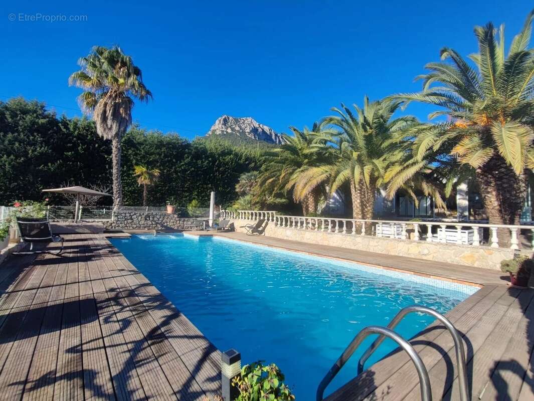 Maison à LA FARLEDE