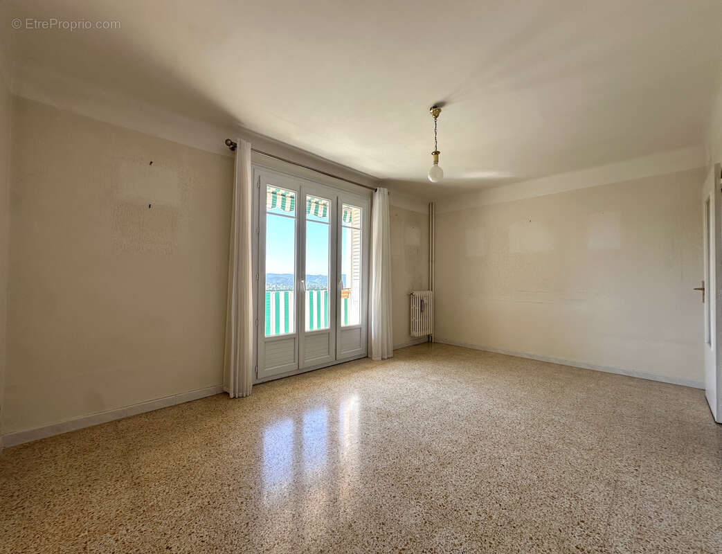 Appartement à GRASSE