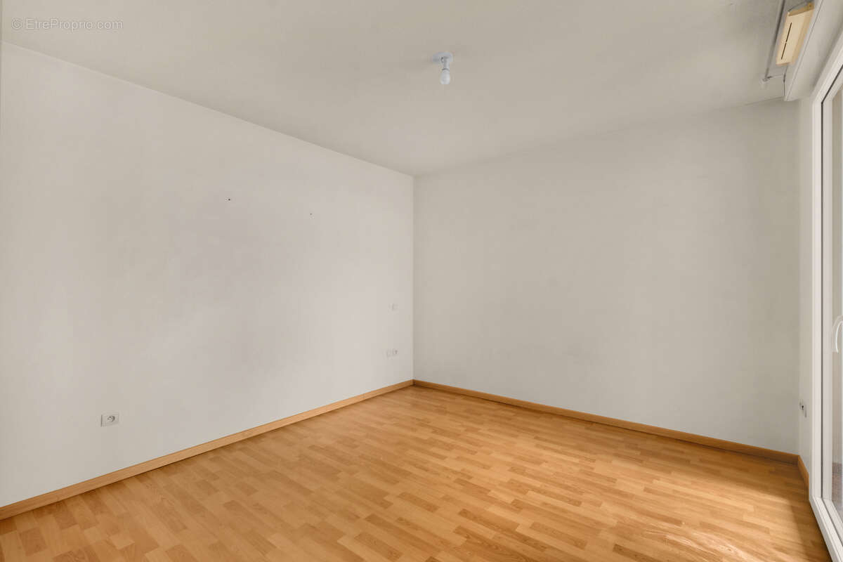 Magnifique appartement T2 de 47 m2 situé au 2ᵉ étage, dans le secteur recherché de Saint-Martin-du-Touch. - photo 11