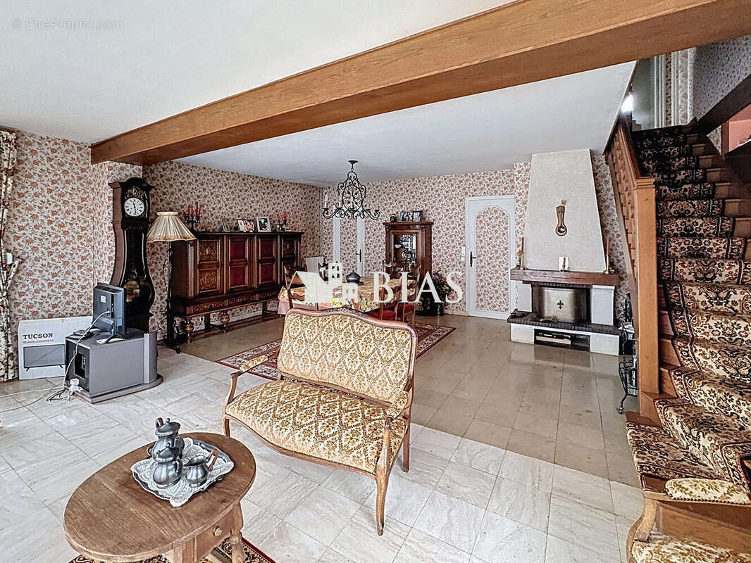 Maison à CAUDEBEC-LES-ELBEUF