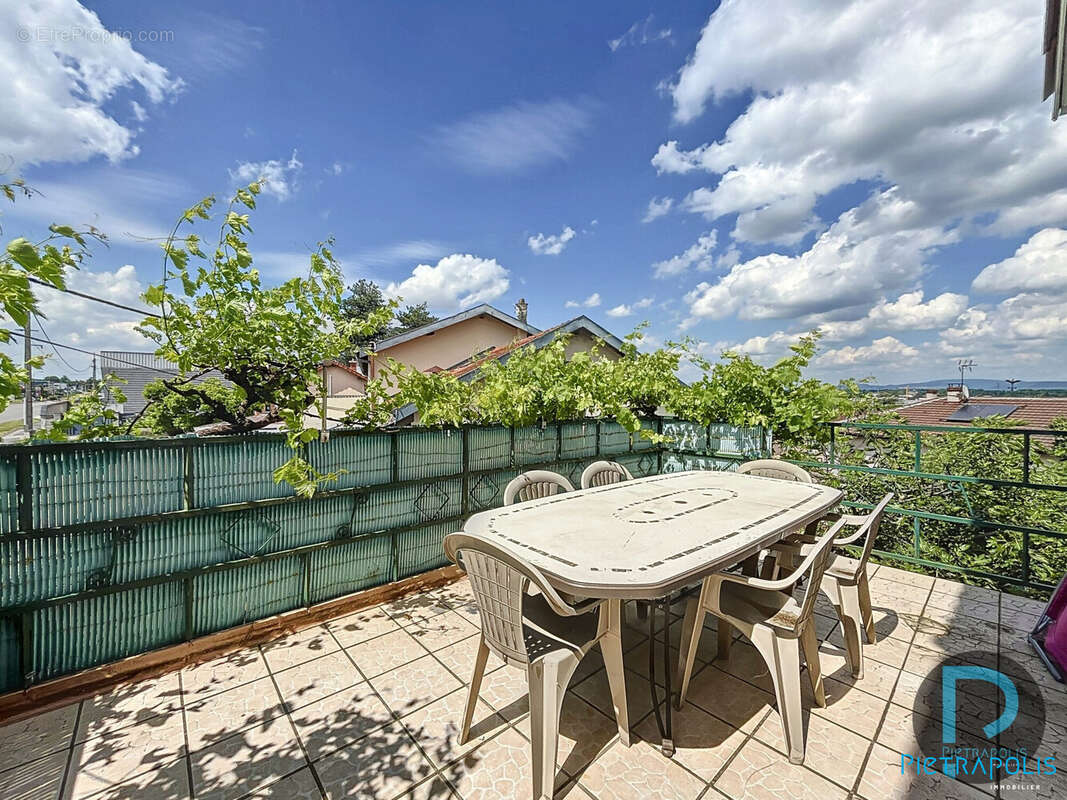 Appartement à VIRIAT