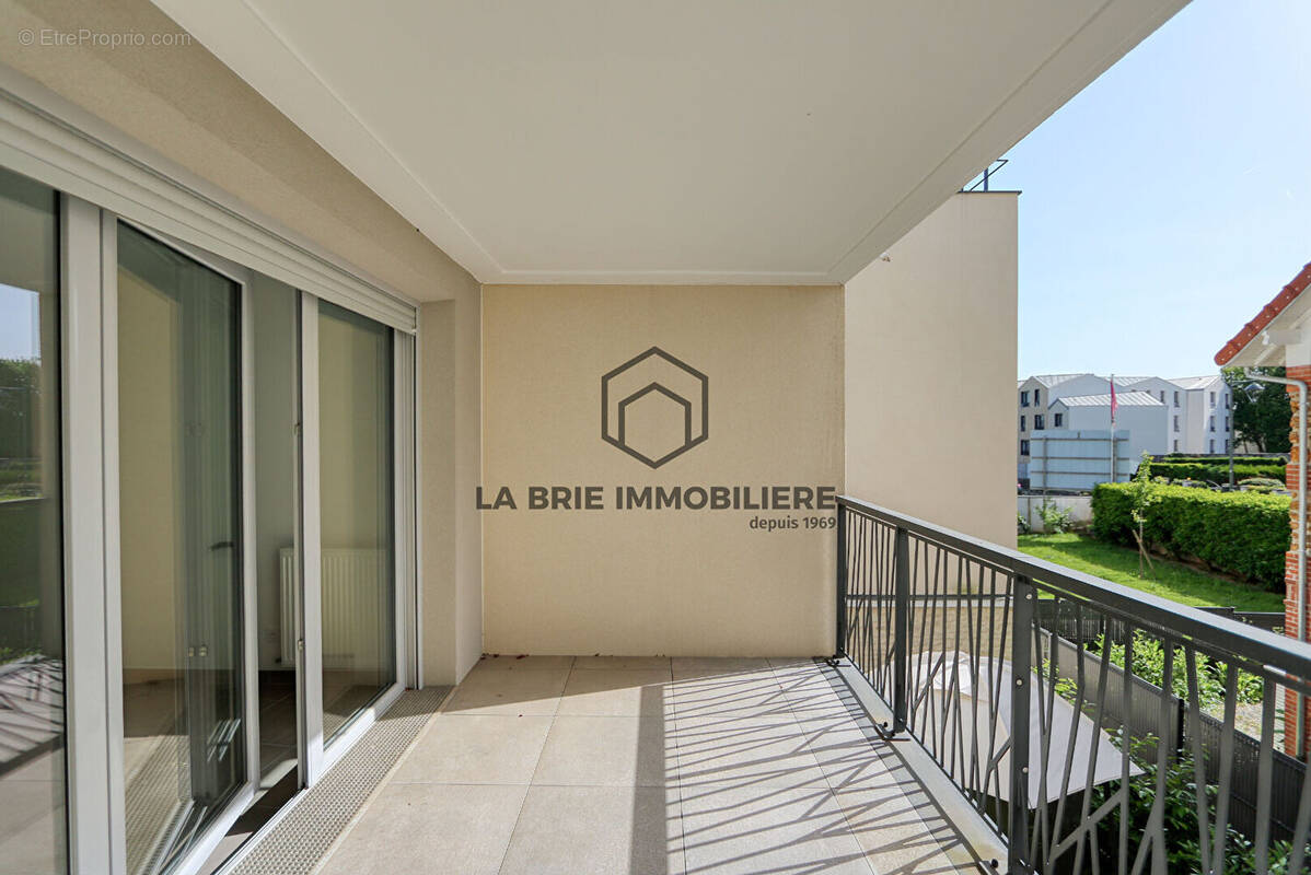 Appartement à CHENNEVIERES-SUR-MARNE
