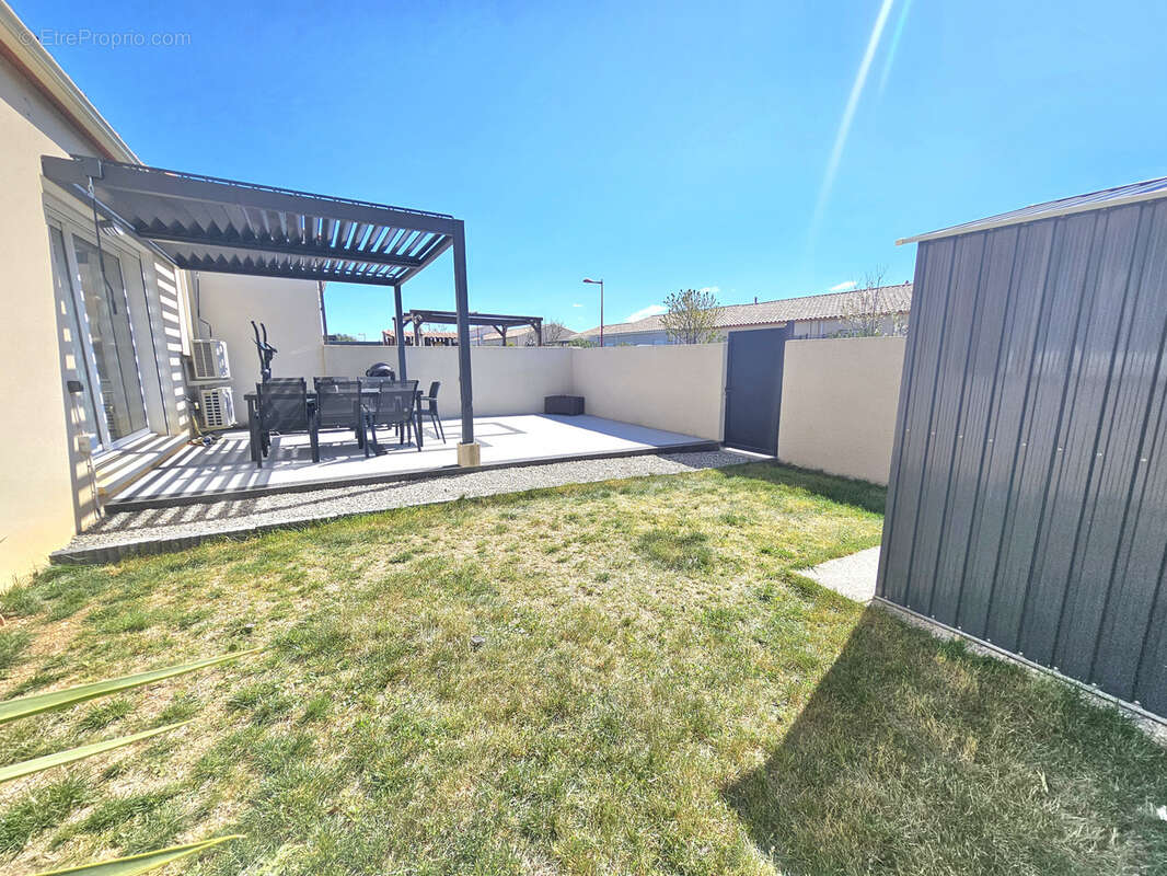 Maison à SAINT-THIBERY