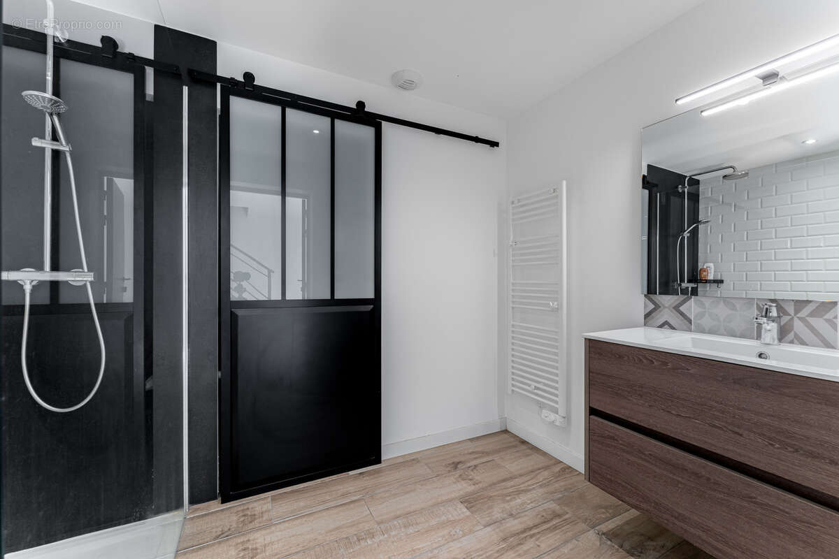 Appartement à BRINDAS