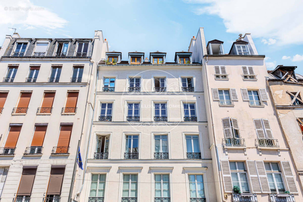 Appartement à PARIS-4E