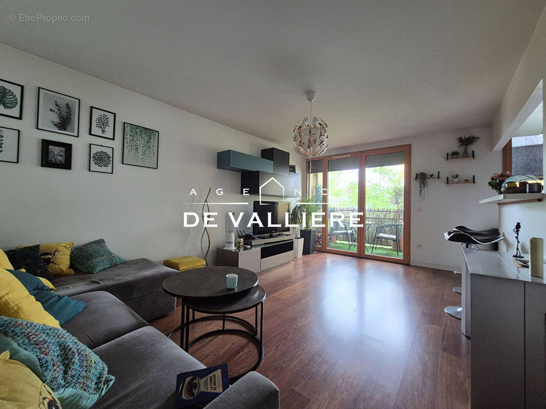 Appartement à NANTERRE