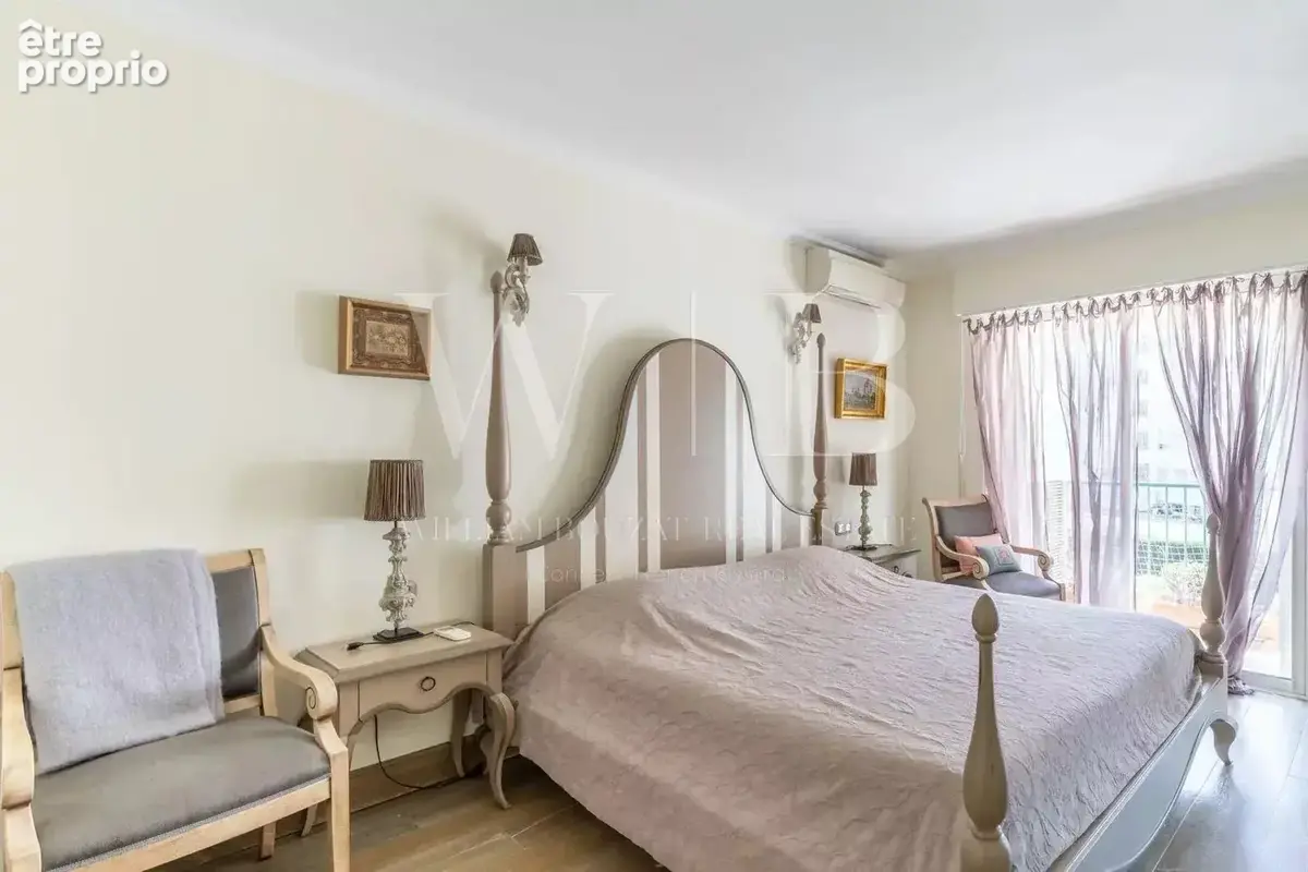 Cannes, la Croisette - Port Canto. Appartement de 229 m² avec vue mer + dépendances - photo 12
