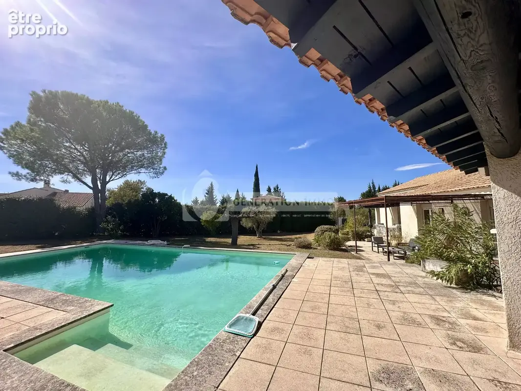Maison de plain-pied proche centre de Fontvieille. - photo 18