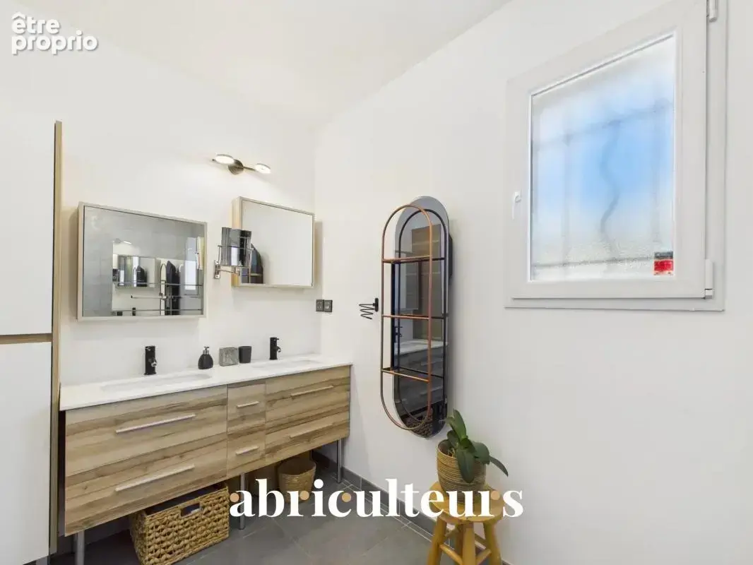 Villa de prestige avec piscine chauffée en vente à Calvisson (30114) - photo 14