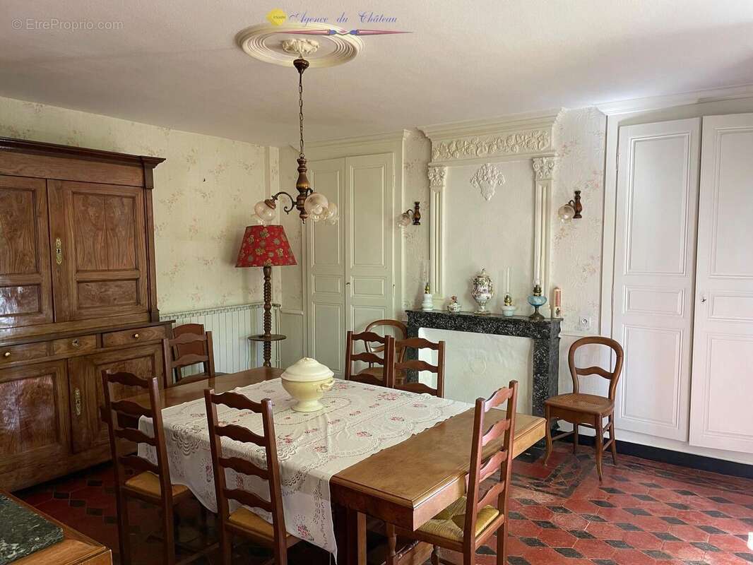 n°12 - Maison à SAINT-NIZIER-SOUS-CHARLIEU