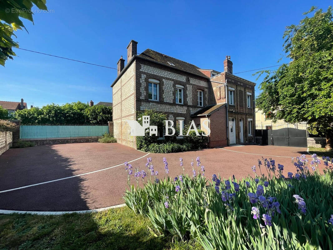Maison à SAINT-AUBIN-LES-ELBEUF