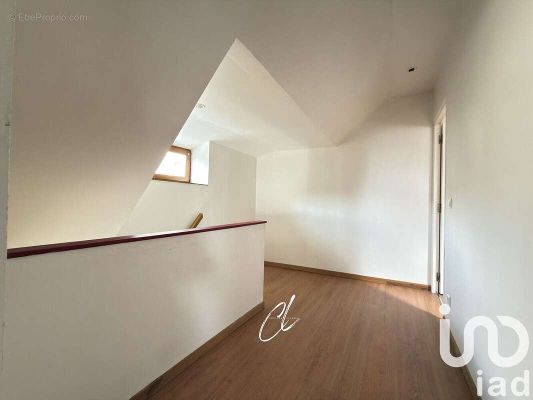 Photo 6 - Appartement à PONT-SUR-YONNE