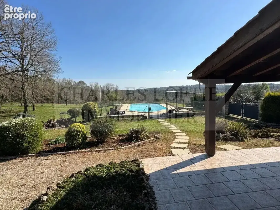 Belle propriété comprenant 2 maisons et piscine, sur 2 ha de terrain, à proximité de Cazals. - photo 16