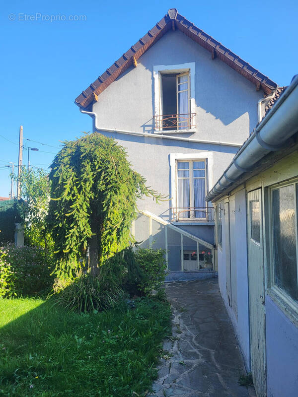 Maison à PIERREFITTE-SUR-SEINE