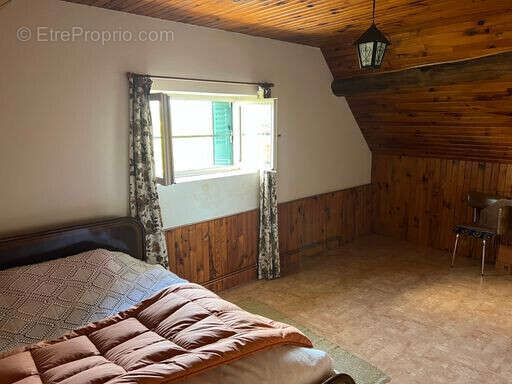 Maison à COLOMBIER-EN-BRIONNAIS