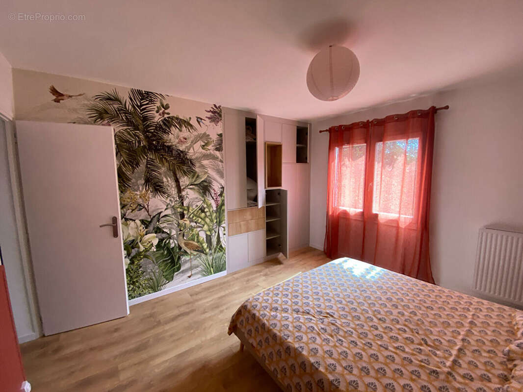 Maison 160 m² à Rontignon  - photo 7
