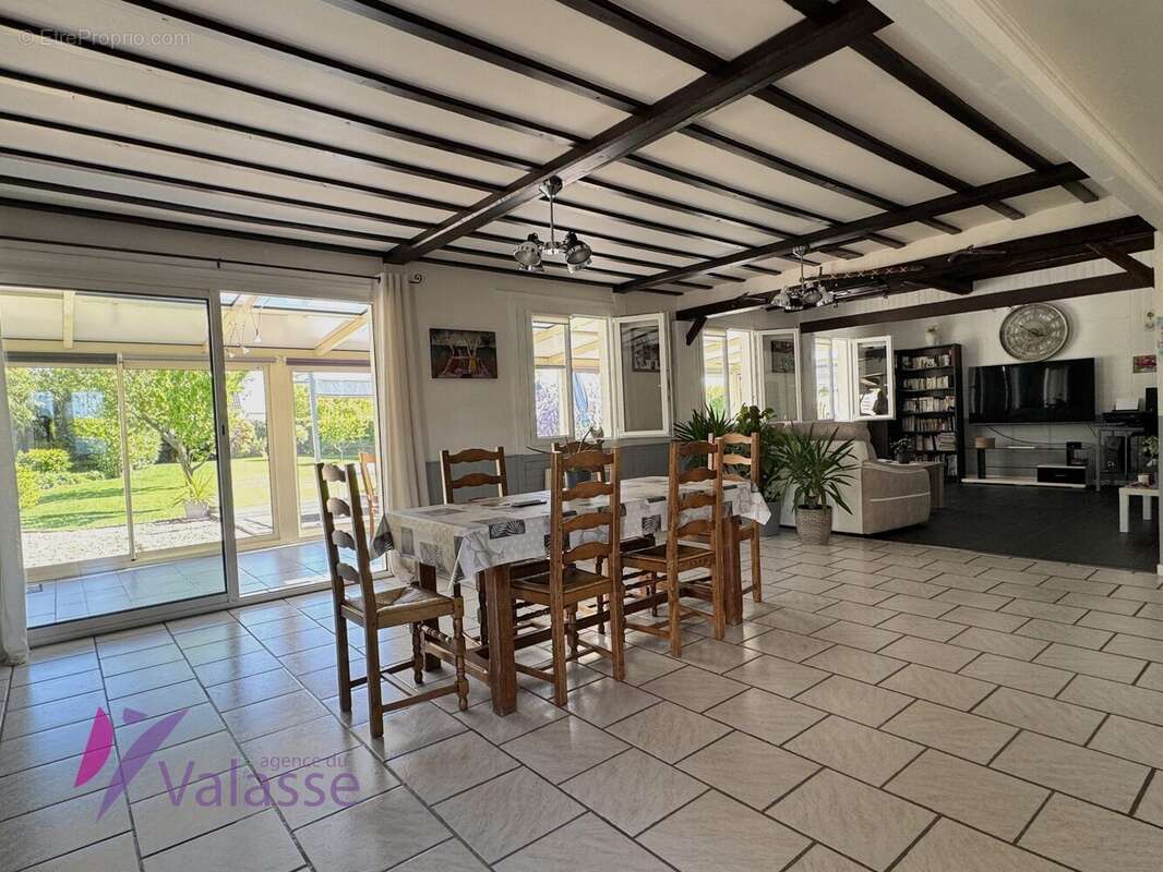 Maison à BEUZEVILLETTE