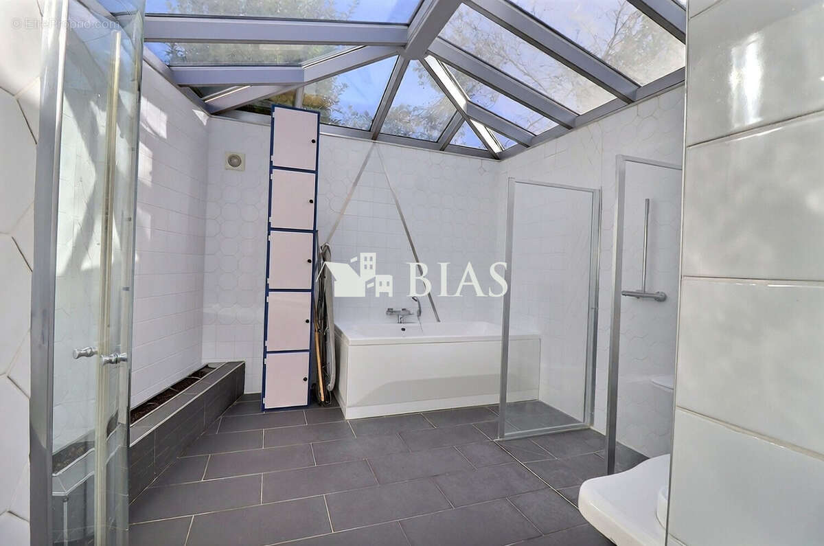 Maison 110 m² à Pont-L'eveque  - photo 6