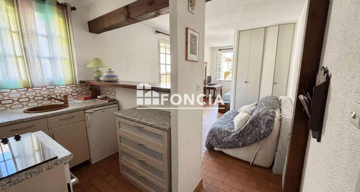 Appartement à SAINT-CYR-SUR-MER