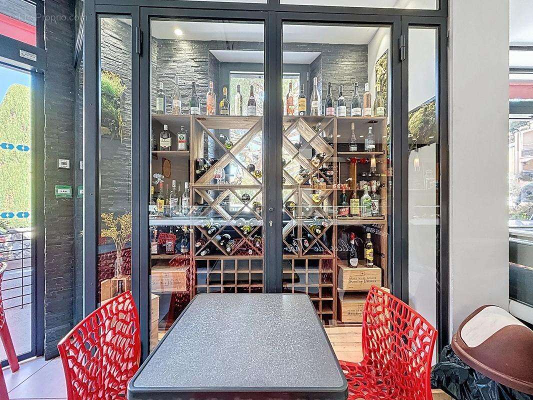 Commerce à THEOULE-SUR-MER