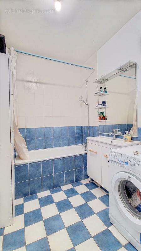 Appartement à CHENOVE