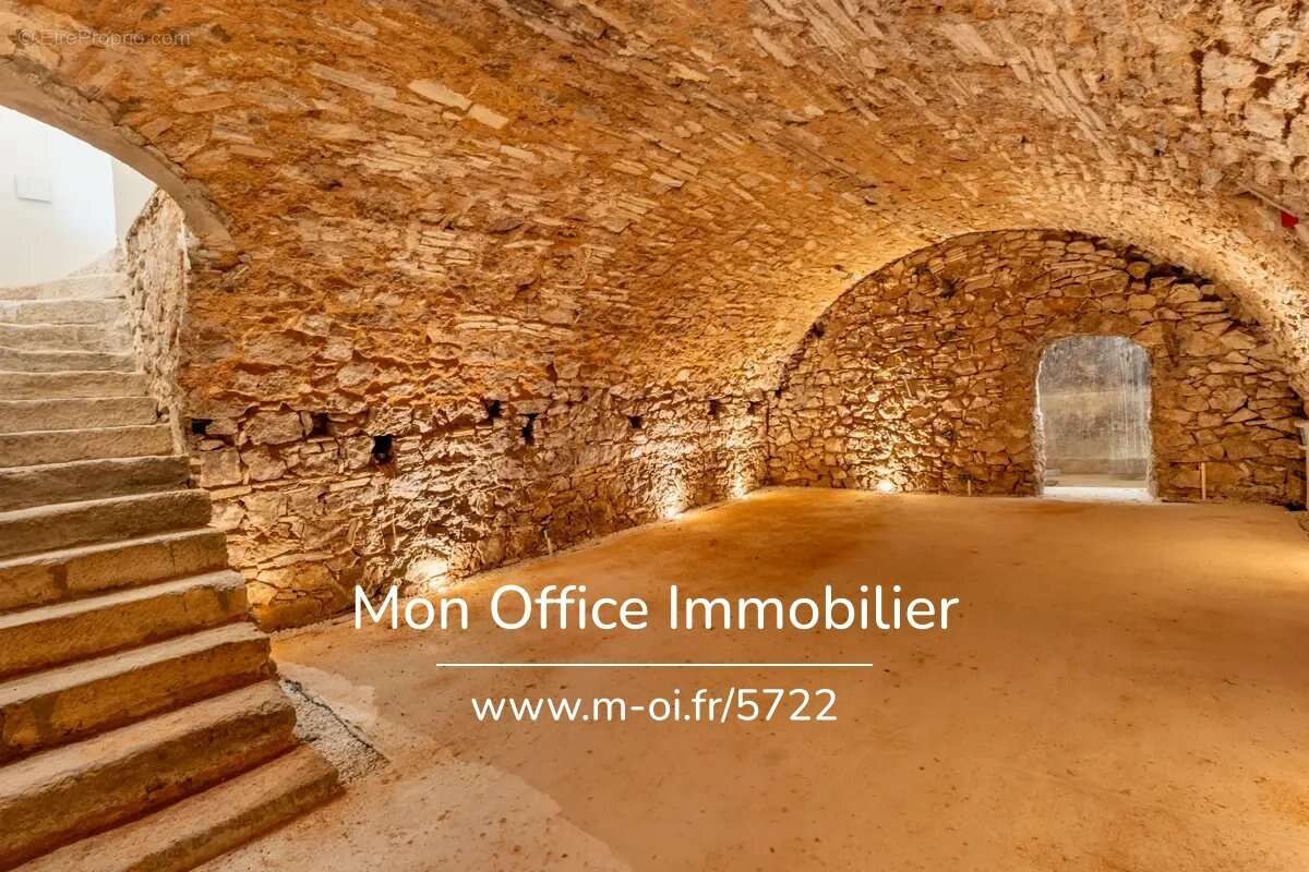 Appartement à VENELLES