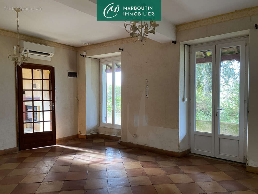 Maison à MAUVEZIN-SUR-GUPIE