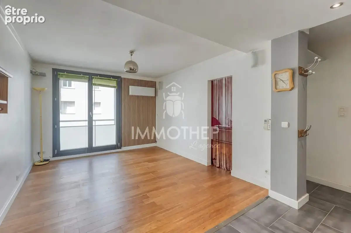 Appartement à FONTAINE