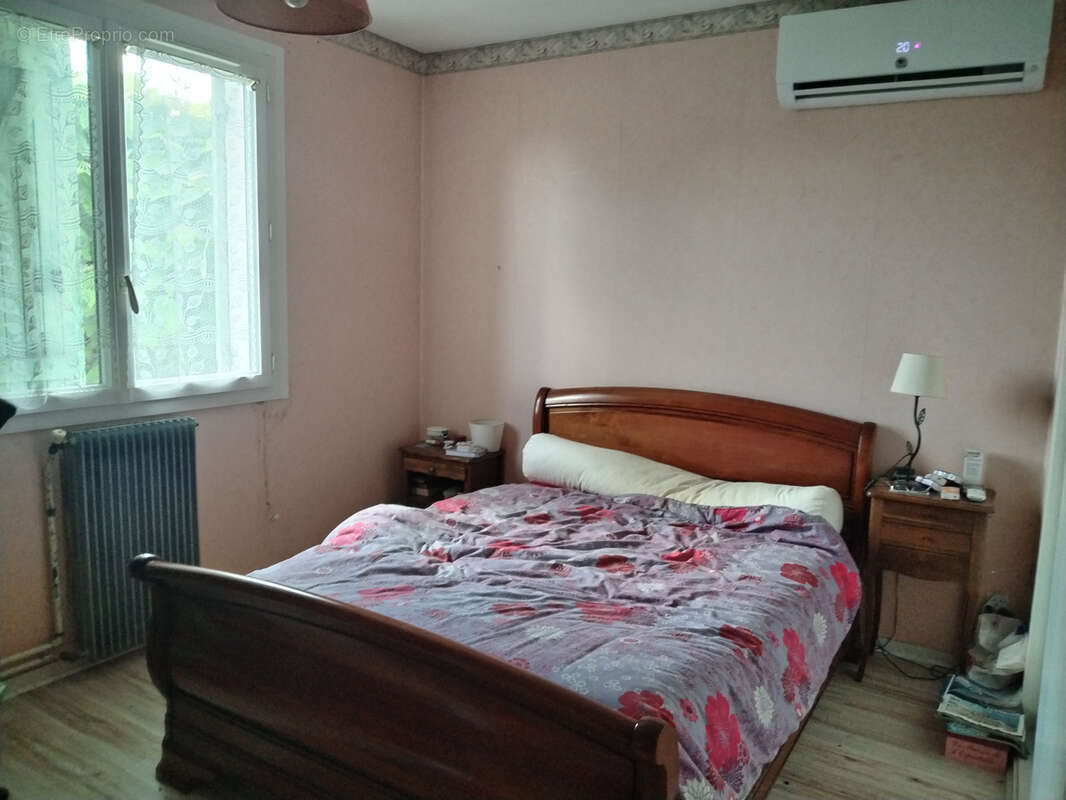 Maison à SAINT-SEURIN-SUR-L&#039;ISLE