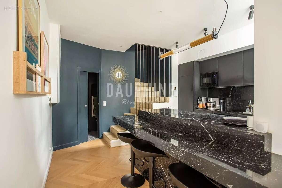 Appartement à PARIS-6E
