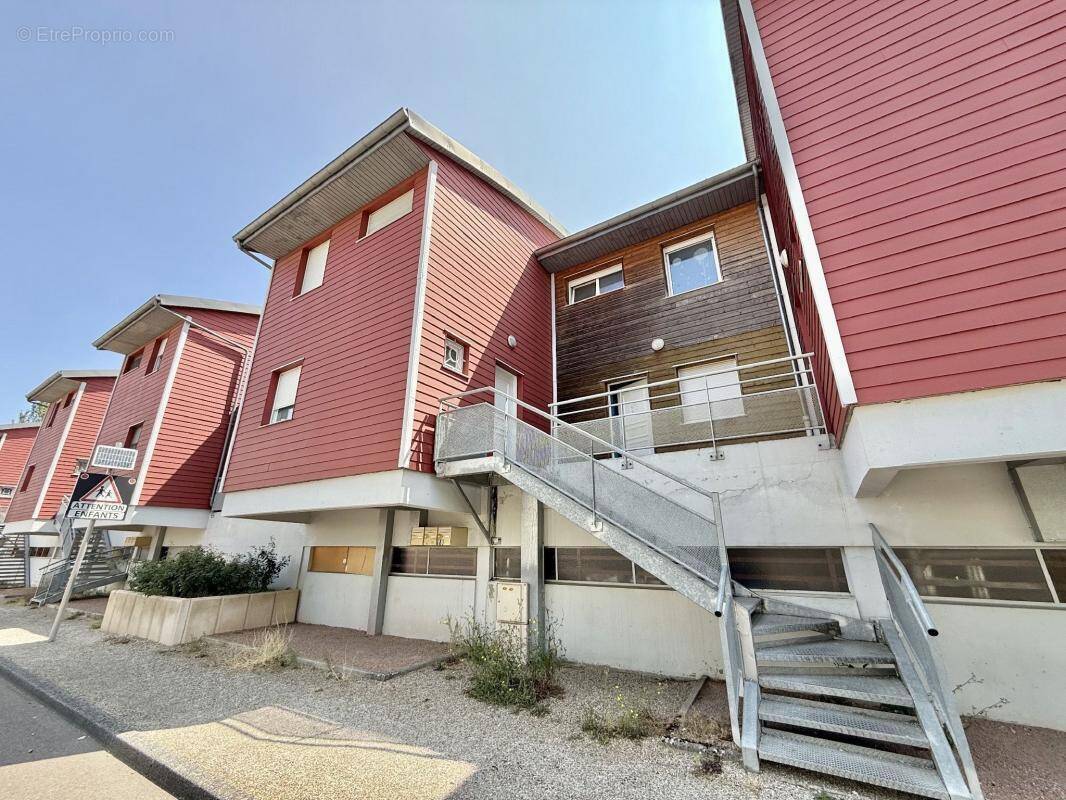 Appartement à CHENOVE