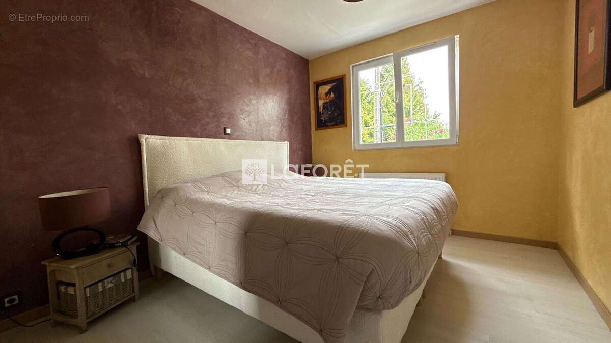 Maison à SAINT-JEAN-DU-CARDONNAY