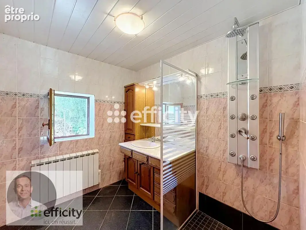Maison 5 pièces 155 m² à vendre à Brugheas (03700) - photo 10
