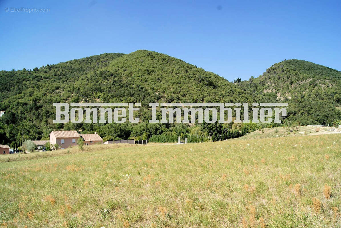 Terrain à SAINT-FERREOL-TRENTE-PAS