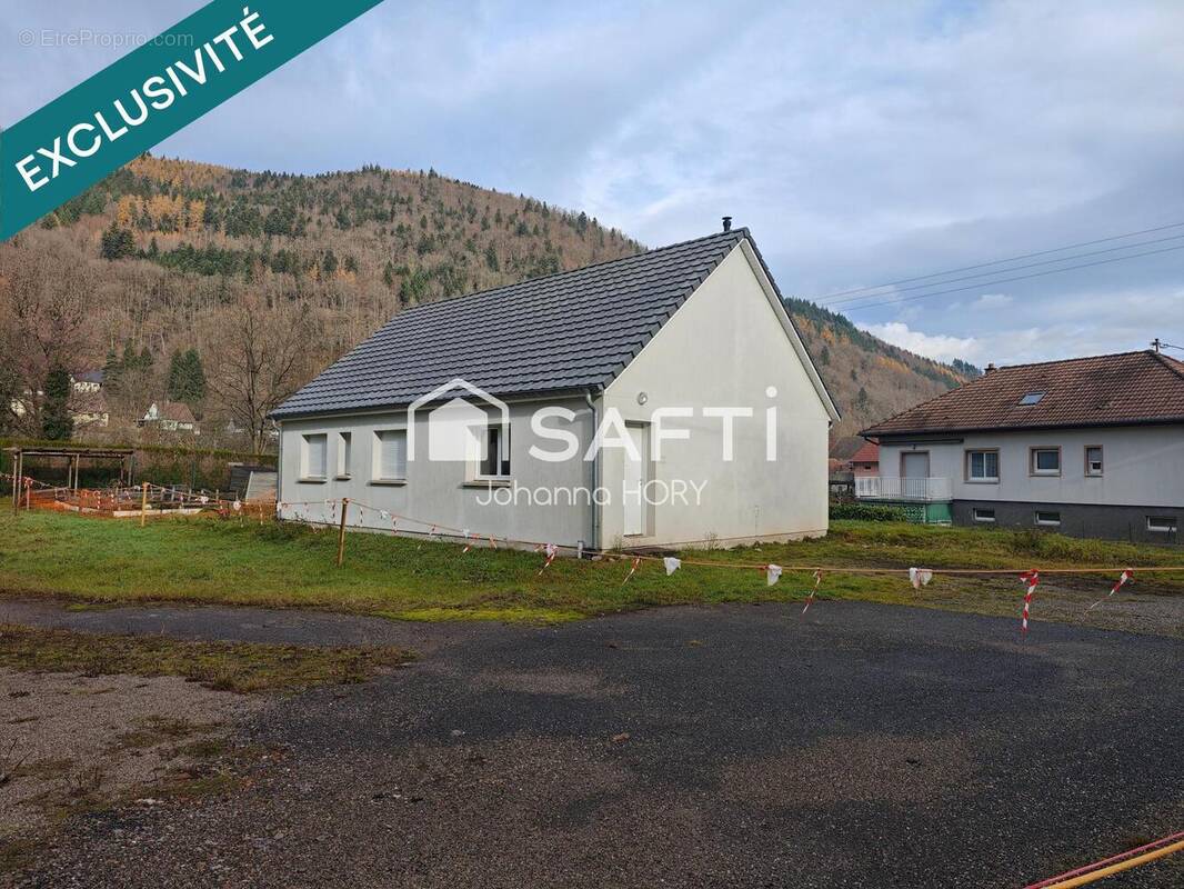 Photo 1 - Maison à URBES