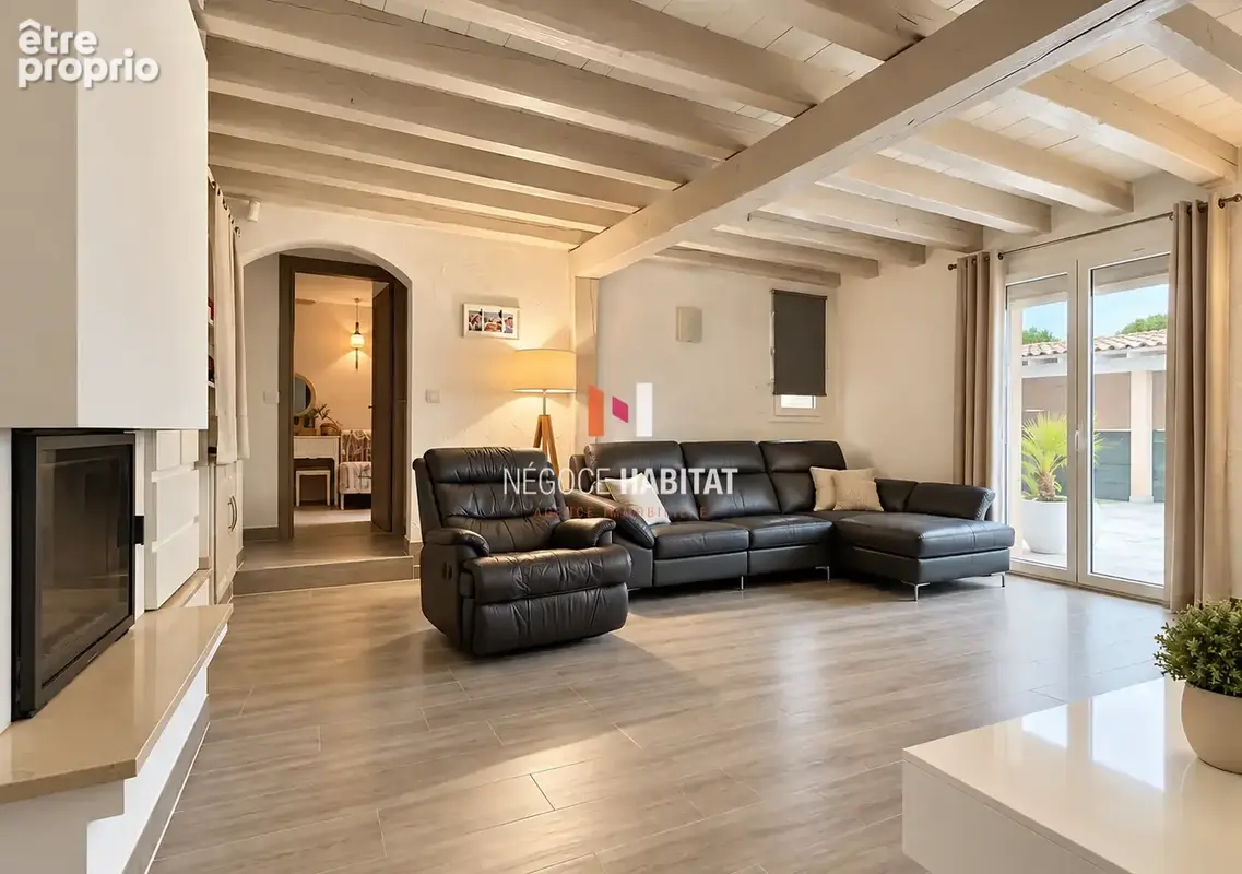 Villa T5 + mezzanine à vendre - Le Crès, terrain de 500 m2 avec piscine - photo 3