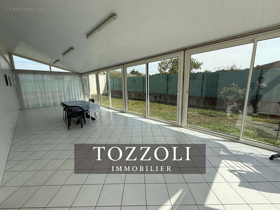 Maison Diemoz 7 pièce(s) 155.25 m2 - photo 4