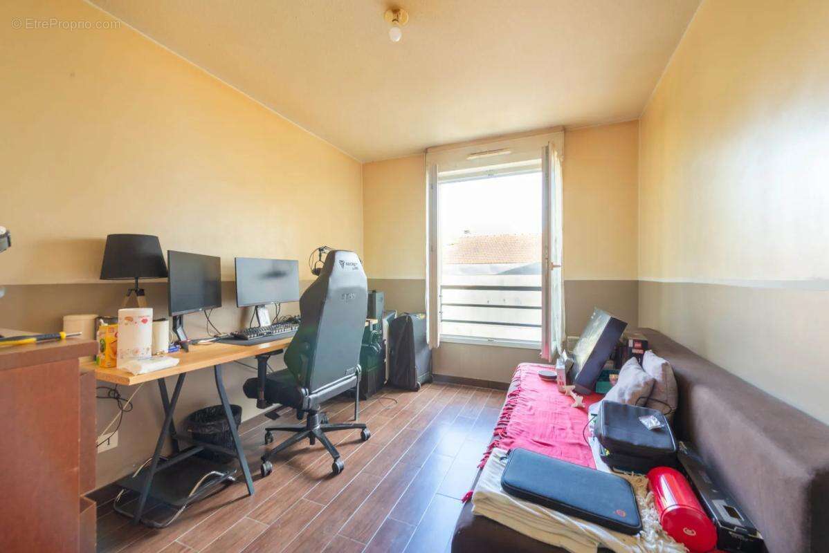 Appartement à SARCELLES