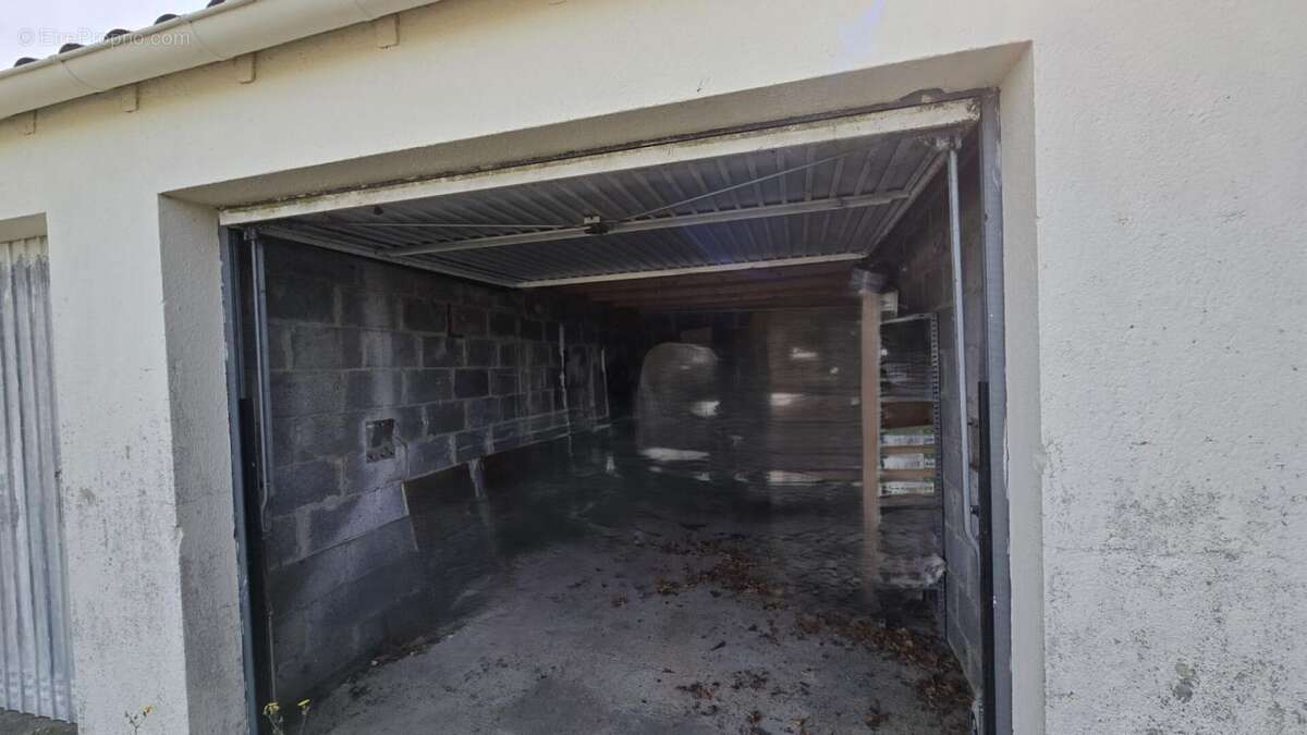 Maison  4 pièce(s) de 91 m2  avec 3 chambres  et 1 garage - photo 17