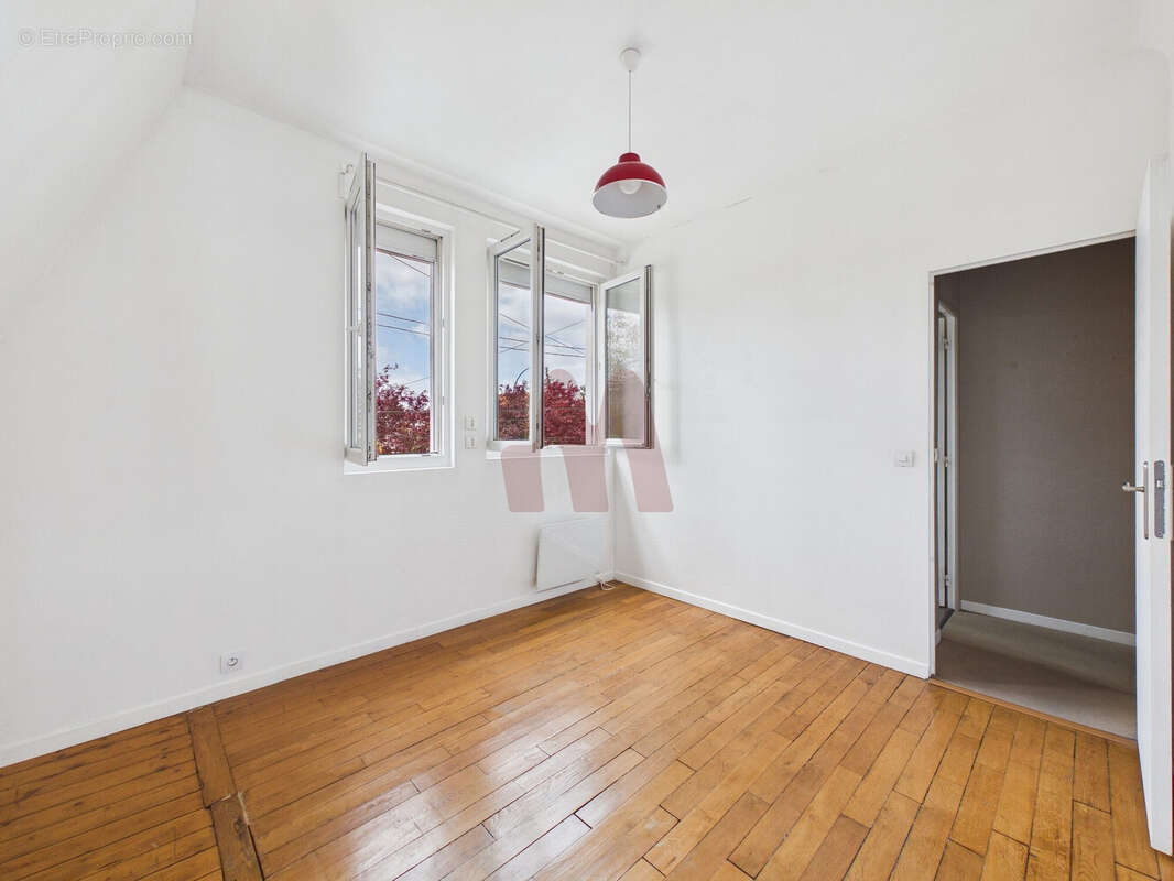 Maison à CHOISY-LE-ROI