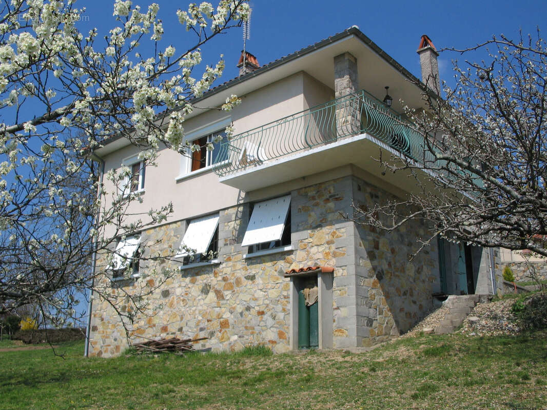 Maison à VILLEFRANCHE-DE-ROUERGUE