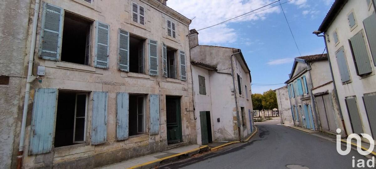 Photo 1 - Maison à AULNAY