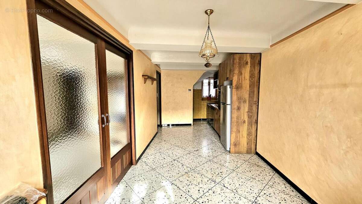 Photo 3 - Maison à VILLELAURE